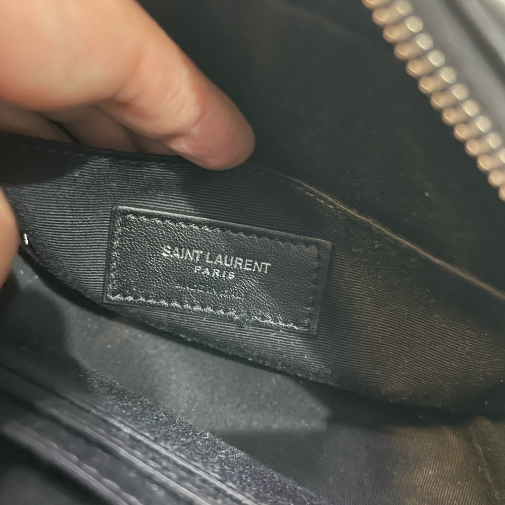 Saint Laurent Lou Heart Belt Bag ❤️ - Picture 8 of 11